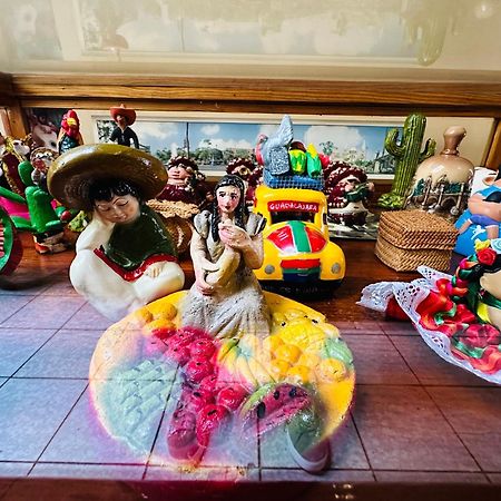 Hotel Janeiro Guadalajara Zewnętrze zdjęcie
