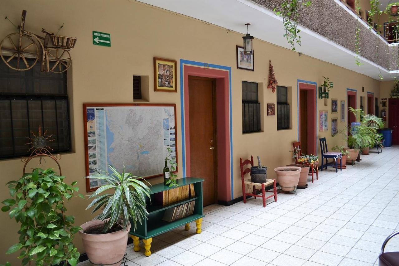 Hotel Janeiro Guadalajara Zewnętrze zdjęcie