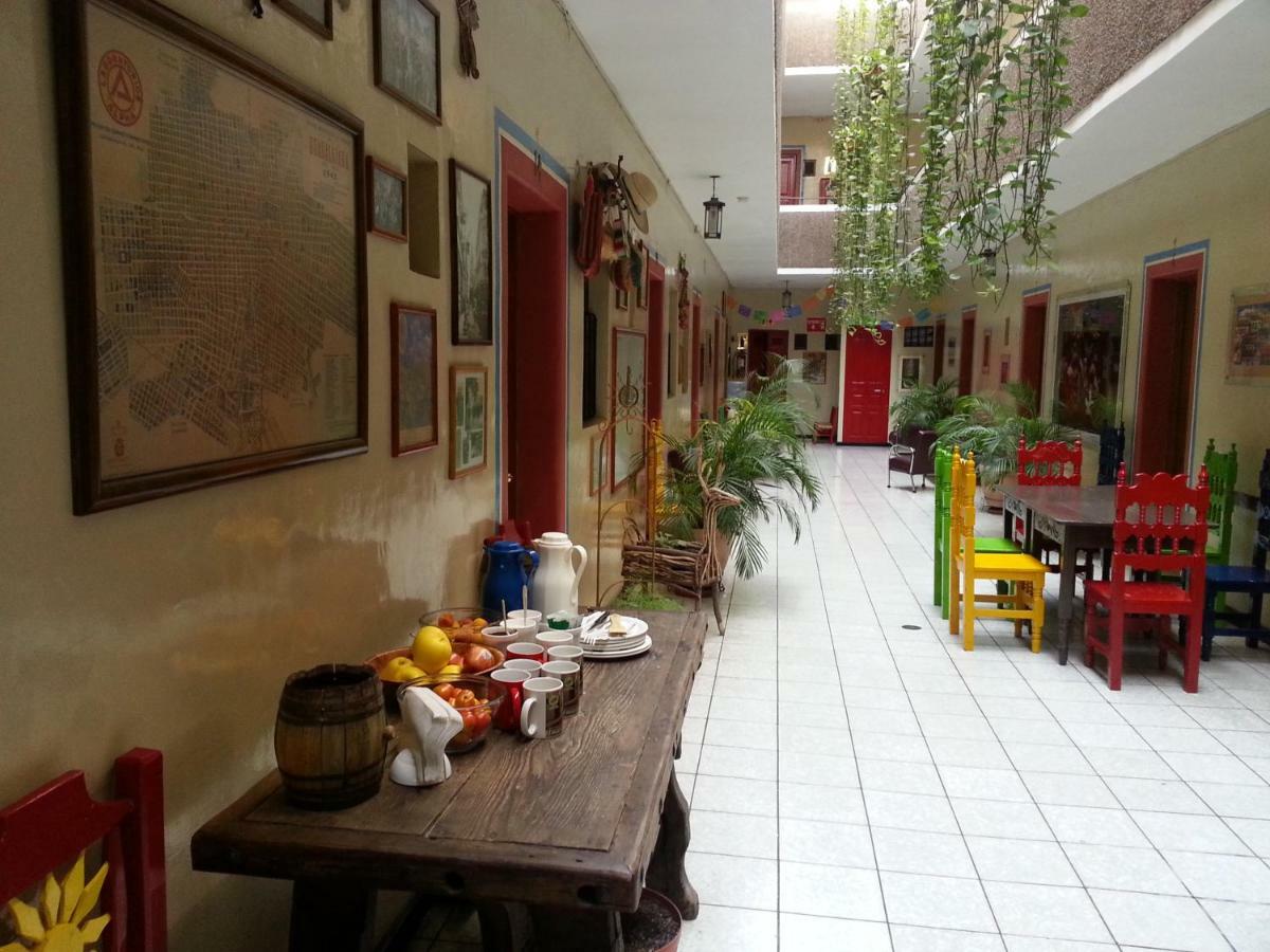 Hotel Janeiro Guadalajara Zewnętrze zdjęcie