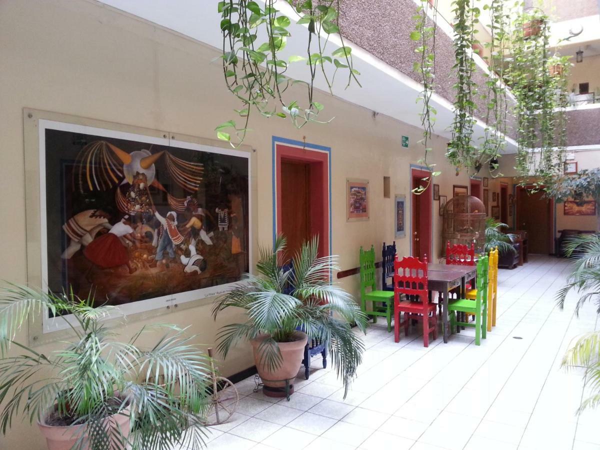 Hotel Janeiro Guadalajara Zewnętrze zdjęcie
